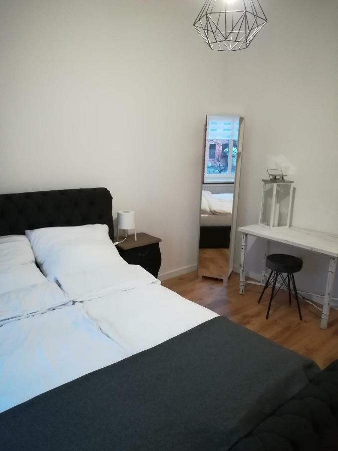 דירות מאלבורק Apartament Piano מראה חיצוני תמונה